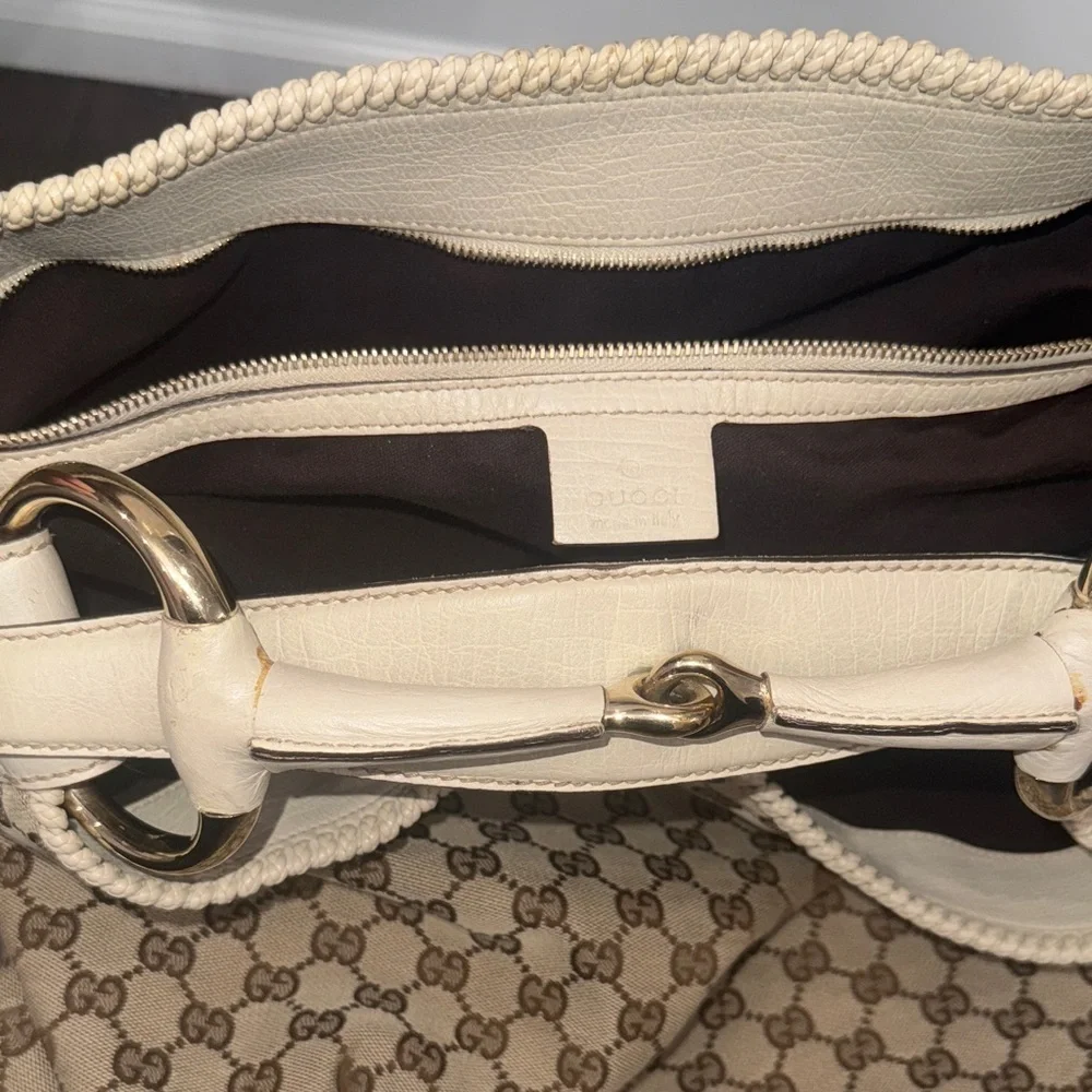 Gucci Tan ivory GG canvas Monogram horsebit large hobo bag with gold hardware